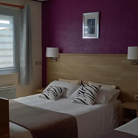 Hotell Le Relais De Launay 2*