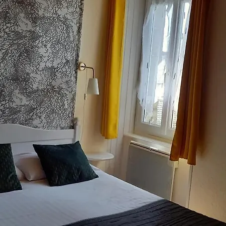Le Relais De Launay Hotel Ploubazlanec