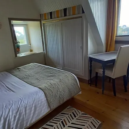 Le Relais De Launay 2*