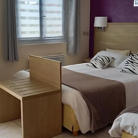 Le Relais De Launay 2*