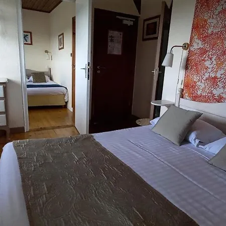 Otel Le Relais De Launay 2*