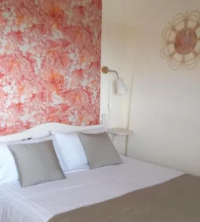 Le Relais De Launay 2* Ploubazlanec