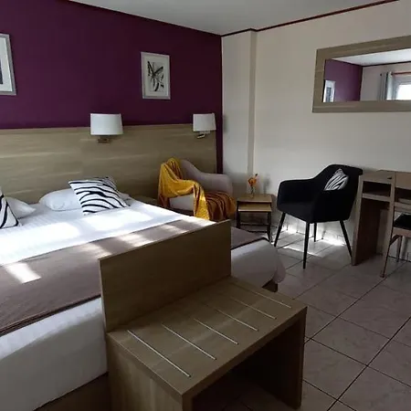 Le Relais De Launay