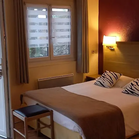 Le Relais De Launay 2*