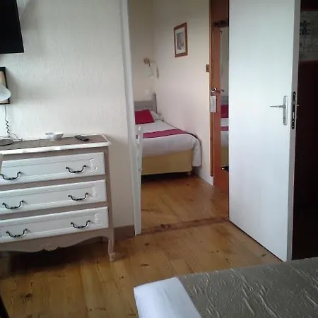 Le Relais De Launay 2*